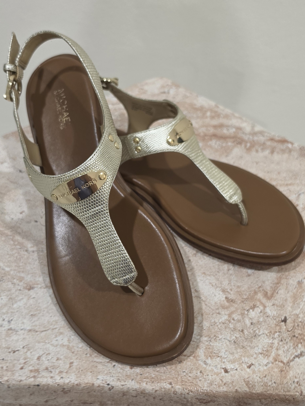 MICHAEL KORS Gold Thong Sandals for Women
